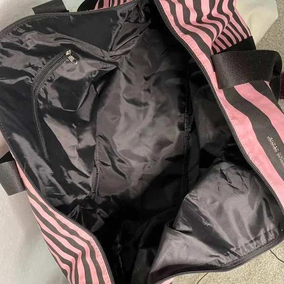 Victoria Secret Weekend Bag - Picture 4 of 4